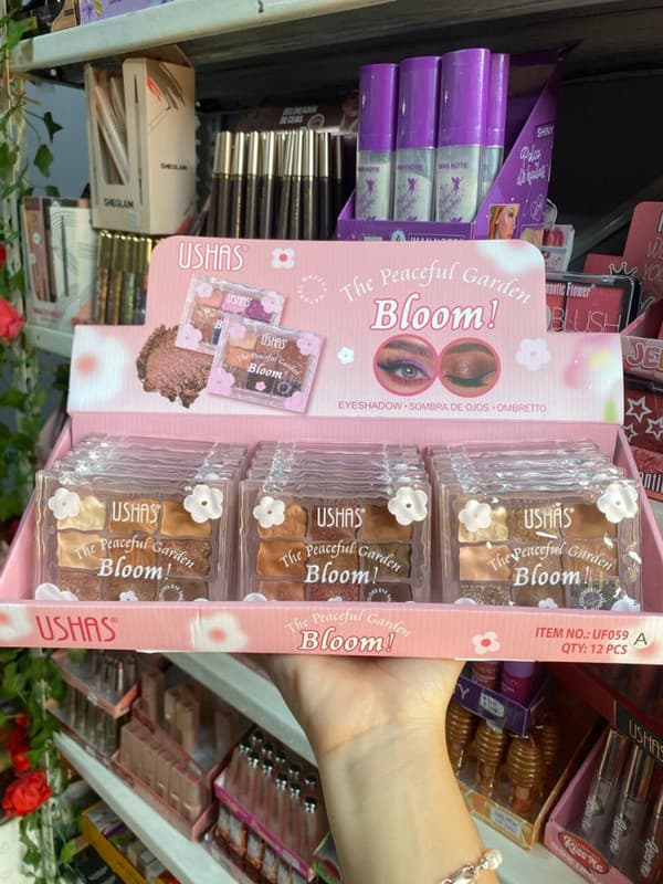 Paleta de 9 sombras Ushas